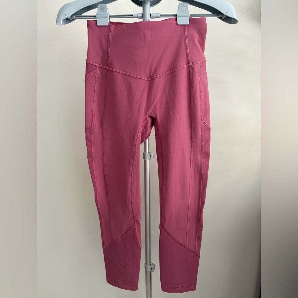 Lululemon All The Right Places Cropped Leggings
